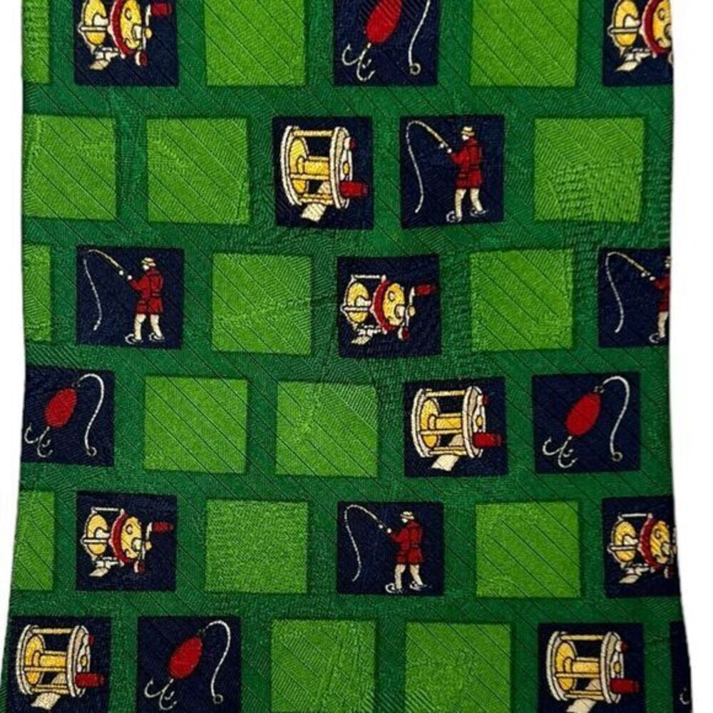 TOMMY HILFIGER Green Fly Fishing Silk Tie Lure Reel Novelty Fisherman - Picture 6 of 10